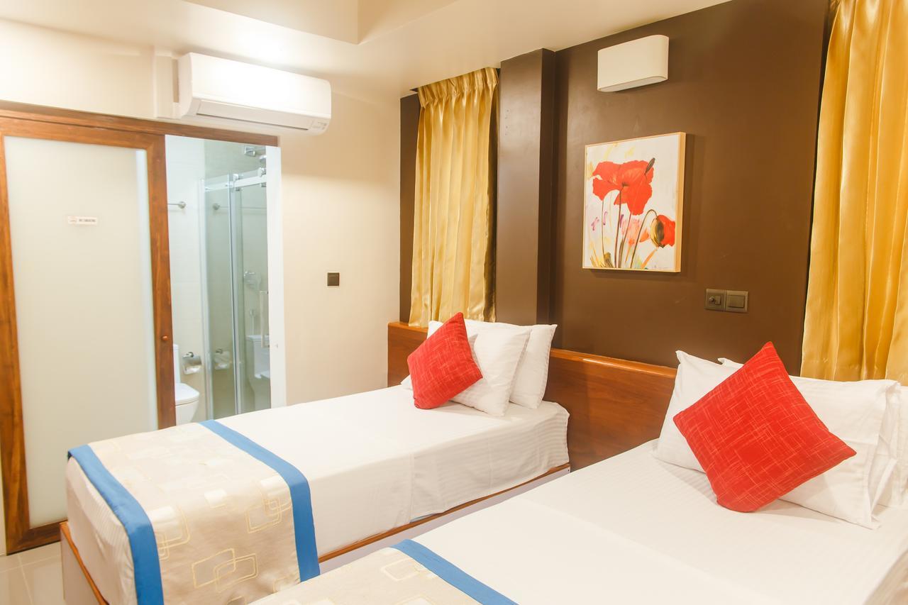 Hotel Club Blu Hulhumale Esterno foto