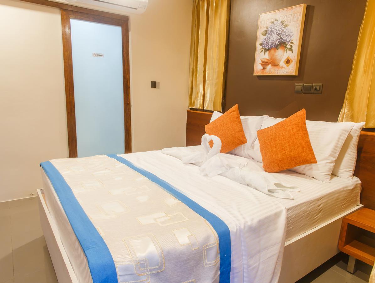 Hotel Club Blu Hulhumale Esterno foto