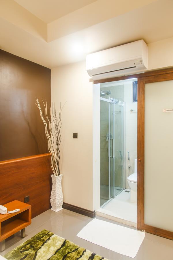 Hotel Club Blu Hulhumale Esterno foto