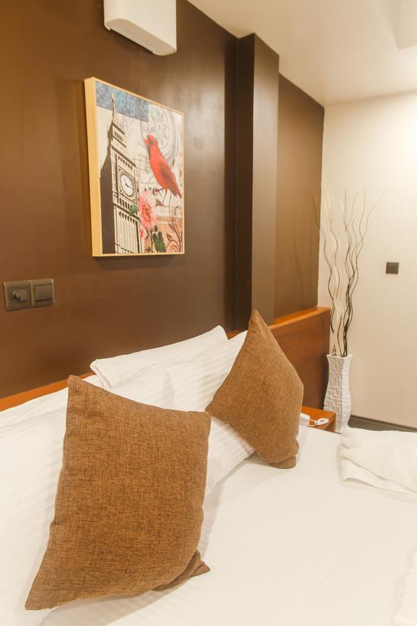 Hotel Club Blu Hulhumale Esterno foto