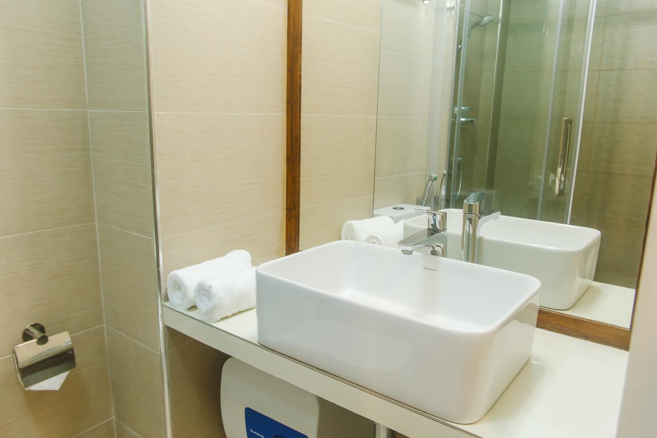 Hotel Club Blu Hulhumale Esterno foto
